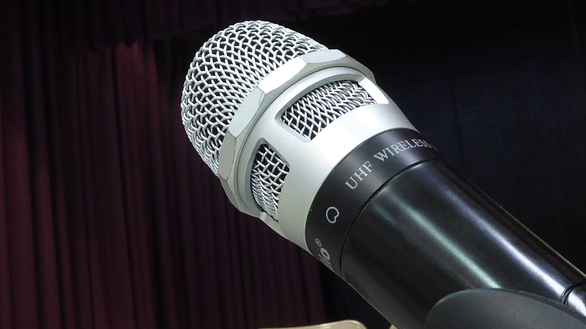 Microphone